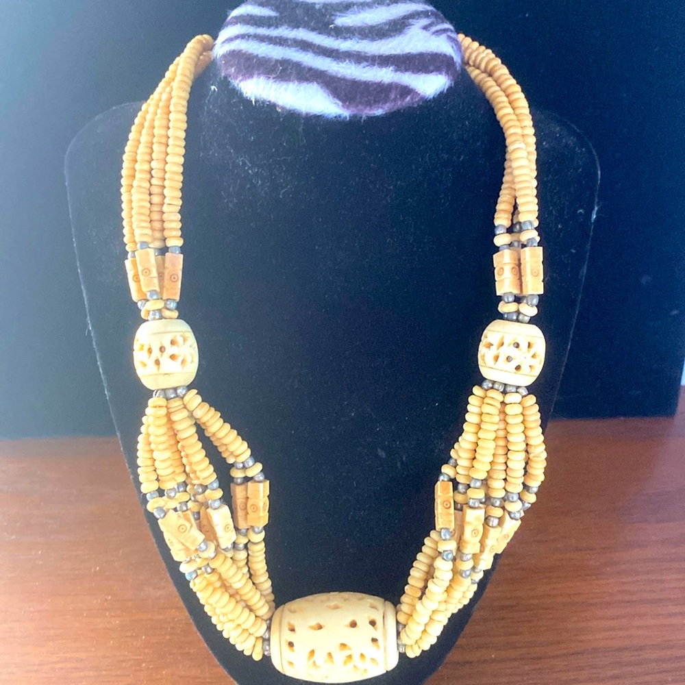 vintage bone hishi necklace w/ carved spacer & center beads